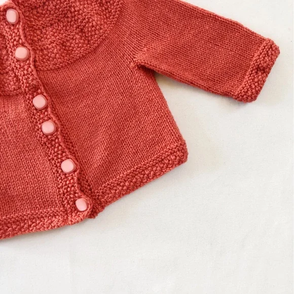 HANDMADE Size 3-4 Vintage Coral Red Rust Button Up Knitted Cardigan Winter Kids - Picture 3 of 5